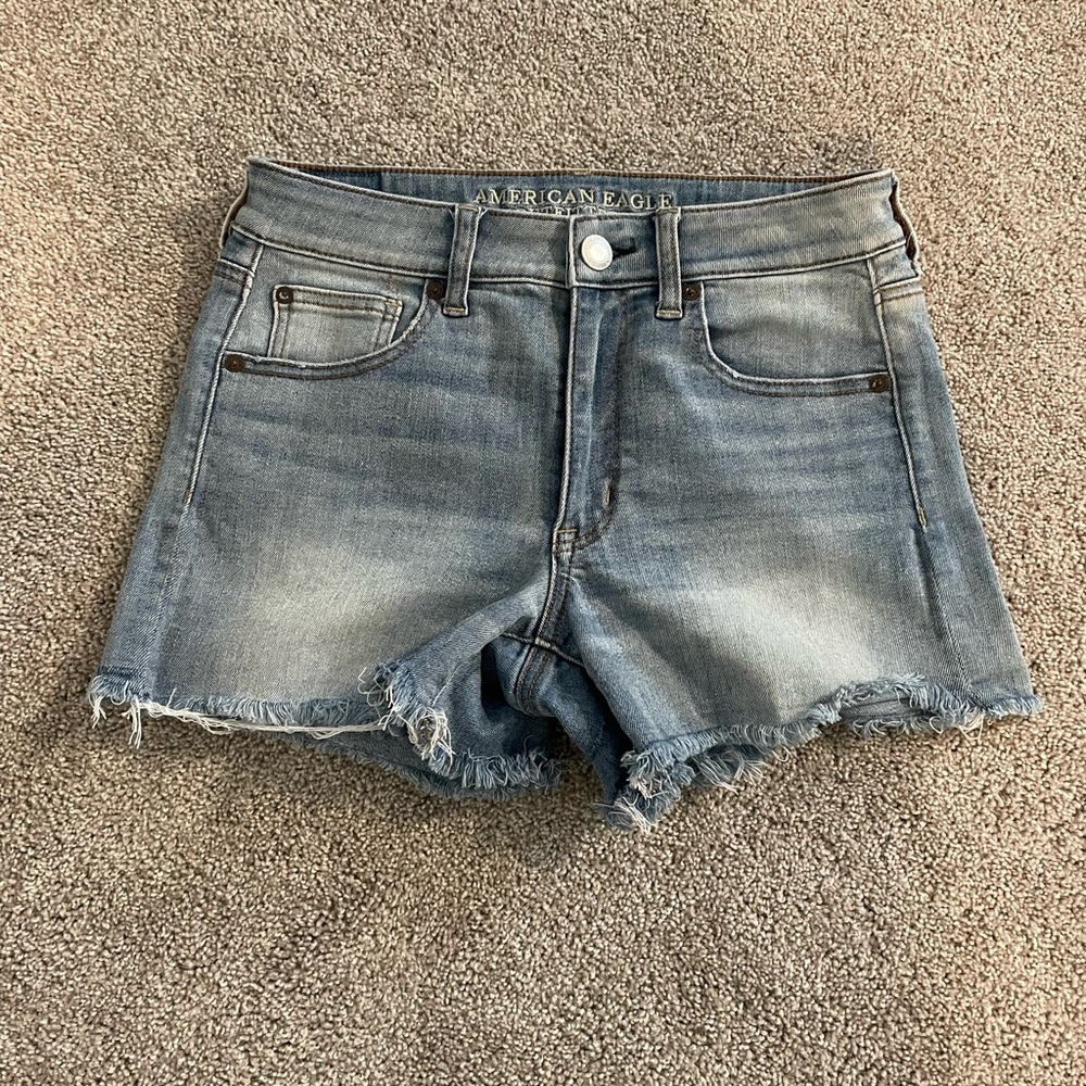 American Eagle Outfitters Women's Faded Blue Jean Shorts